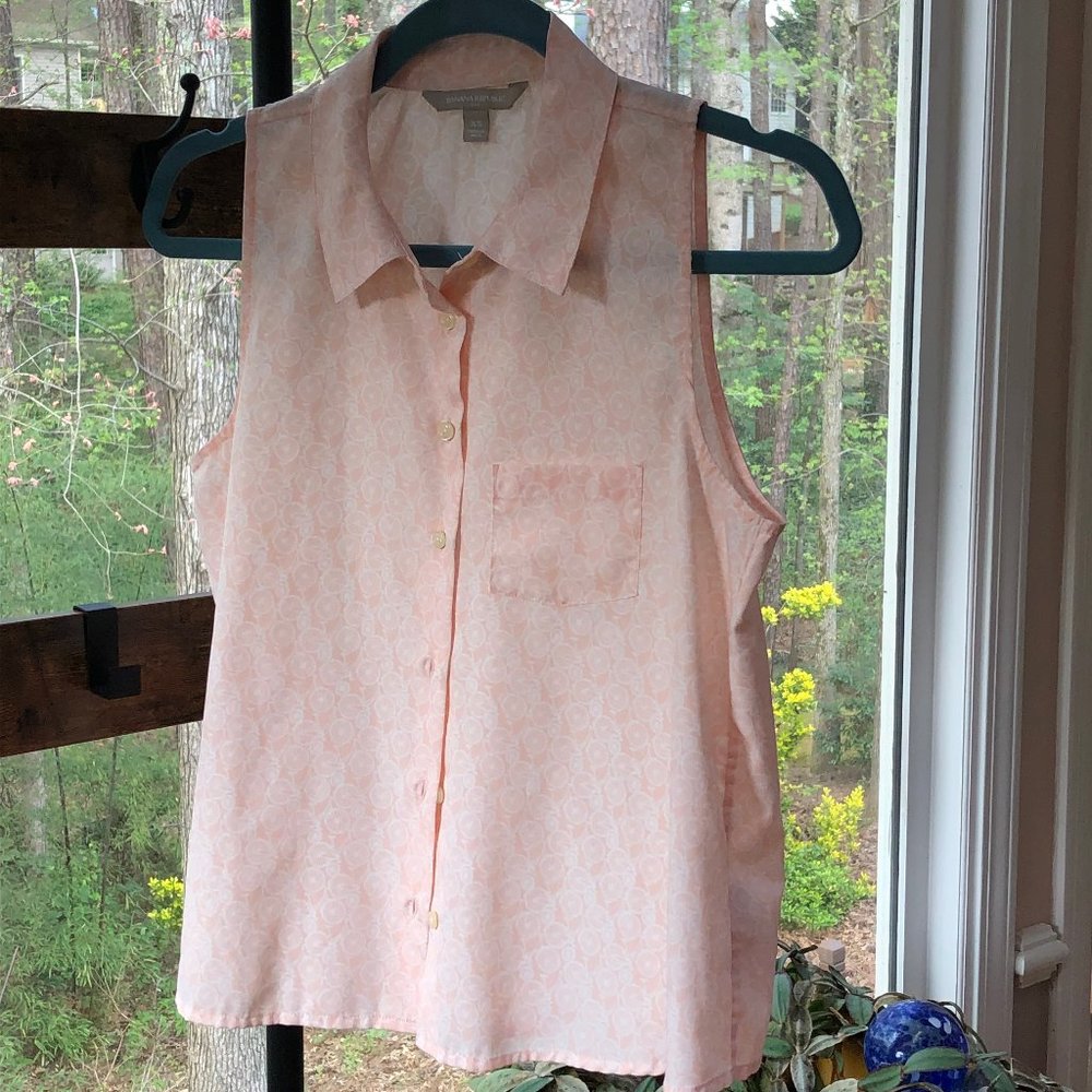 Banana Republic Sleeveless Button-Down Top, Sz XS.